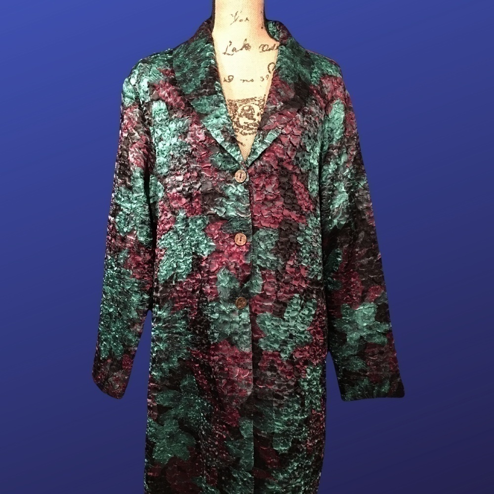 ABC Collection Evening Coat, NEW, GREEN CRINKLE CLOTH FLORAL, Women’s Size M/L